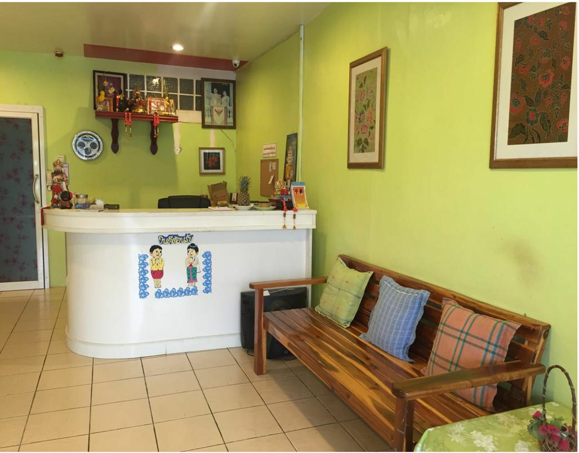 Be Fine Guesthouse Phuket Esterno foto